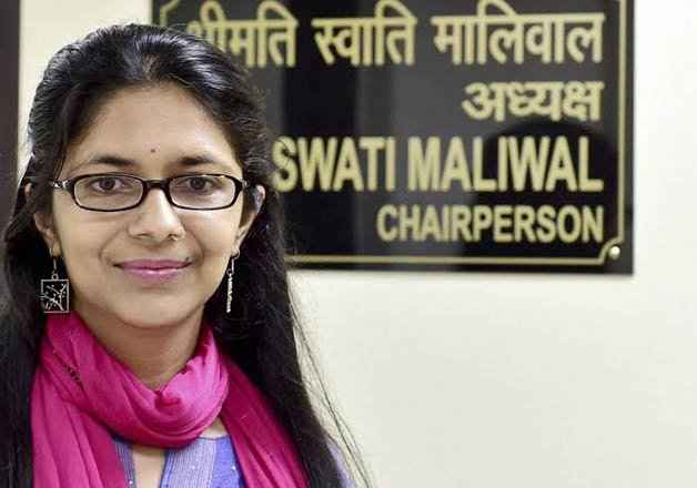 दिल्ली महिला आयोग की अध्यक्ष Swati Maliwal के घर पर हमला,बोलीं- मैं डरूंगी नहीं दिल्ली महिला आयोग की अध्यक्ष Swati Maliwal के घर पर हमला,बोलीं- मैं डरूंगी नहीं
