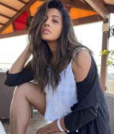 लेटेस्ट फोटोशूट इंस्टाग्राम पर शेयर किया Sanchita Banerjee ने