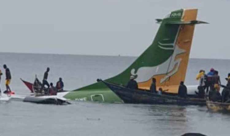 Tanzania: विक्टोरिया लेक में गिर गया विमान, 49 यात्री सवार थे