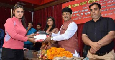 Muzaffarnagar: सीनियर स्टेट हेतु की महिला एवं पुरुष वालीबाल टीमों को किट एवं यात्रा धनराशि प्रदान की