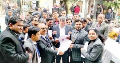 Muzaffarnagar News- सिविल बार एसोसिएशन का चुनाव सम्पन्न, अच्छी खासी गहमा-गहमी बनी रही