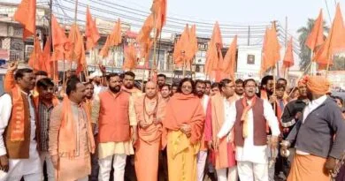 Muzaffarnagar News- हिंदू महासभा अध्यक्ष योगेंद्र वर्मा के नेतृत्व में सात सूत्रीय मांगों को लेकर सौंपा ज्ञापन 5 Muzaffarnagar News