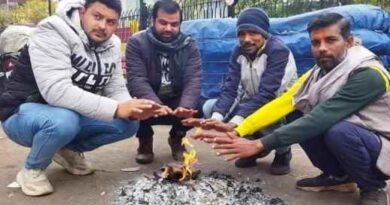 Muzaffarnagar: छूटी शीतलहर से कपकंपी, धूप की रही आंख मिचौली