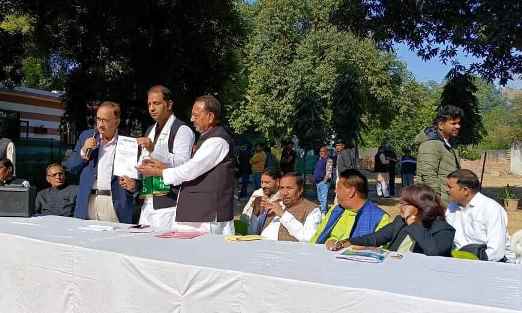 Meerut News: राष्ट्रीय लोकदल  में आगामी निकाय चुनाव हेतु महिलाओं को उचित प्रतिनिधित्व दिया जाएगा