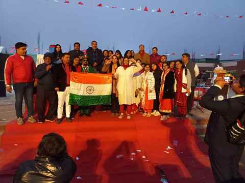 Muzaffarnagar: माउंट लिट्रा ज़ी स्कूल में क्रिसमस कार्निवल का आयोजन