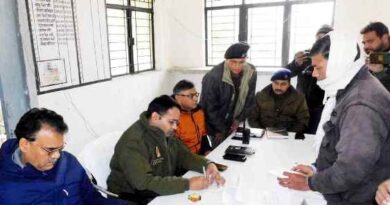 Muzaffarnagar- जिलाधिकारी व वरिष्ठ पुलिस अधीक्षक  ने  तहसील दिवस पर सुनी समस्याएं