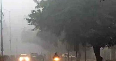 Muzaffarnagar- कोहरे व शीतलहर से बढी परेशानी,पश्चिमी उत्तर प्रदेश पूरी तरह से ठंड की चपेट में