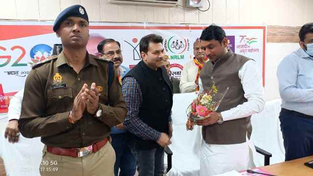 Muzaffarnagar: उद्यमियों के साथ बैठक की ऊर्जा राज्यमंत्री डॉ सोमेन्द्र तोमर ने Muzaffarnagar: उद्यमियों के साथ बैठक की ऊर्जा राज्यमंत्री डॉ सोमेन्द्र तोमर ने