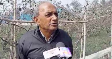 Muzaffarnagar: कृषि रक्षा अधिकारी से पेस्टीसाइड फैक्ट्री के विरूद्ध जांच कराने की मांग