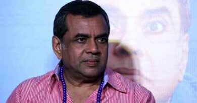 Omg 2 से रिप्लेस किये जाने पर परेश रावल ने तोड़ी चुप्पी