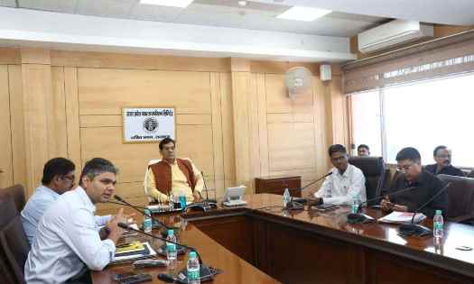 ऊर्जा मंत्री ने की समीक्षा बैठक, बिजली चोरी रोकने के दिए निर्देश-27 लाख Uppcl उपभोक्ताओं का Kyc अभी होना बाकी