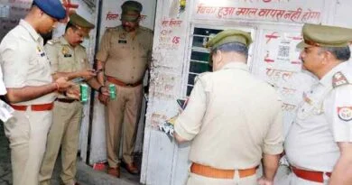Muzaffarnagar News- शराब की दुकानों का वरिष्ठ पुलिस अधीक्षक संजीव सुमन ने किया निरीक्षण 7 Muzaffarnagar News