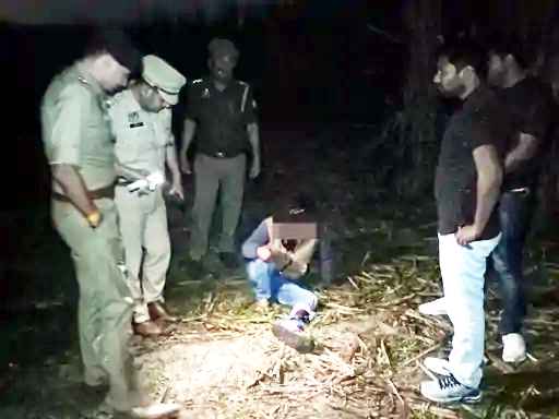 Muzaffarnagar News- पुलिस मुठभेड में किया गिरफ्तार, ताले तोड़कर फोटो स्टूडियो से सामान चोरी