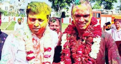 Muzaffarnagar News:  होली मिलन कार्यक्रम धूमधाम के साथ मनाया, डीएम-एसएसपी ने पुलिसकर्मियों के साथ मनाया होली पर्व