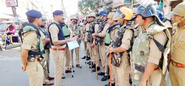 Muzaffarnagar News: रैड स्कीम का किया परीक्षणः एसपी सिटी ने पुलिस फोर्स को ब्रीफ किया