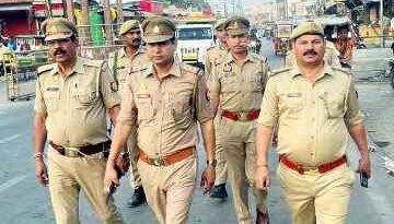 Muzaffarnagar News- चौराहों पर पैदल गश्त कर चलाया चैकिंग अभियान