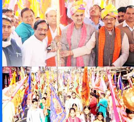 Muzaffarnagar News- खाटू श्याम जी की धूमधाम व श्रद्धा के साथ निकली निशान यात्रा