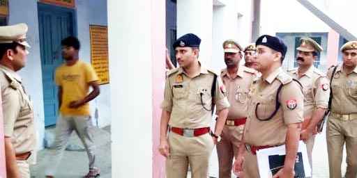 Muzaffarnagar News: पुलिस अधीक्षक नगर ने पोलिंग बूथों का निरीक्षण किया