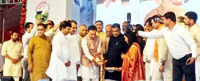 Muzaffarnagar:  ऊर्जा दाता भी बनेगा देश का किसान, अब विदेश में भी चीनी का निर्यात करने का प्रयास- Nitin Jairam Gadkari