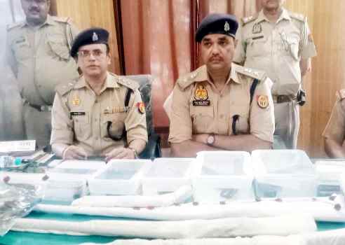 Muzaffarnagar News: अवैध शस्त्र फैक्ट्री चलाते रतनपुरी पुलिस ने दबोचा