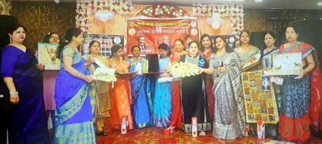 Muzaffarnagar News: वेस्ट मैटेरियल से उपयोगी वस्तु बनाने और वेजिटेबल ज्वैलरी बनाने का आयोजन