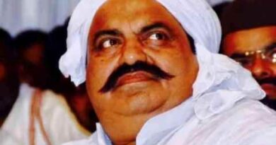 माफिया Atique Ahmedऔर उसके भाई अशरफ की गोली मारकर हत्या, पुलिस की कार्यशैली पर सवाल खड़े