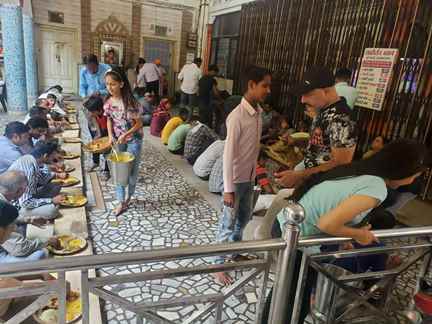 Muzaffarnagar News: भंडारे के साथ वार्षिकोत्सव का हुआ समापन