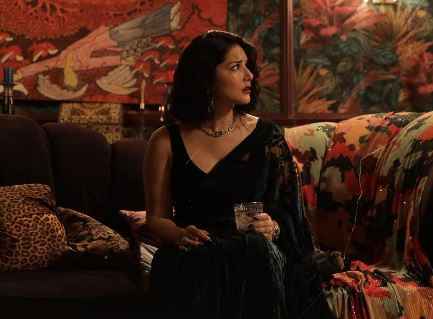 Sunny Leone की अपकमिंग फिल्म ‘केनेडी’ का नया पोस्टर आउट