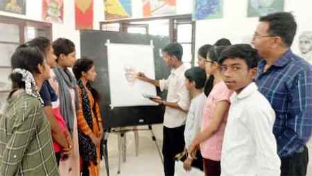 ललित कला अकादमी लखनऊ द्वारा संचालित २० दिवसीय चित्रकला प्रशिक्षण शिविर