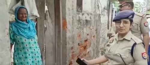 Bulandshahr- विधवा महिला के बिजली कनेक्शन का भुगतान भी खुद ही किया  Ips अनुकृति शर्मा ने