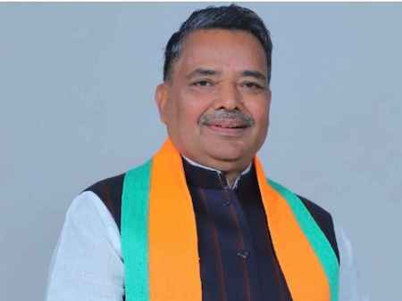 Muzaffarnagar शुकतीर्थ में 10 जून को आयेंगे पर्यटन मंत्री जयवीर सिंह, देंगे करोडों रुपये के पर्यटन एवं विकास कार्यों की सौगात Muzaffarnagar शुकतीर्थ में 10 जून को आयेंगे पर्यटन मंत्री जयवीर सिंह, देंगे करोडों रुपये के पर्यटन एवं विकास कार्यों की सौगात