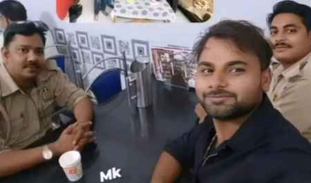 Basti News: गैंग रेप और मर्डर के आरोपी से पुलिस का याराना, Viral Pics Basti News: गैंग रेप और मर्डर के आरोपी से पुलिस का याराना, Viral Pics