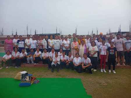 Muzaffarnagar- अथक फिटनेस क्लब’ के सौजन्य से अंतर्राष्ट्रीय योग दिवस मनाया गया।