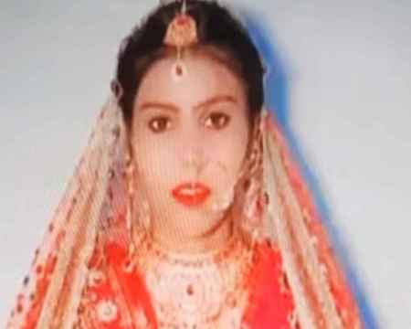 Jamui: विवाहिता पूनम कुमारी की संदिग्ध मौत, ससुर-देवर रखता था गंदी नजर Jamui: विवाहिता पूनम कुमारी की संदिग्ध मौत, ससुर-देवर रखता था गंदी नजर