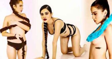 बिना ब्लाउज के साड़ी पहन आई Uorfi Javed