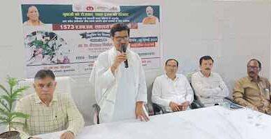 जिला पंचायत अध्यक्ष ने Muzaffarnagar हेतु चयनित 23 एएनएम को सौंपे नियुक्ति पत्र