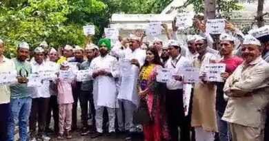 Muzaffarnagar News: आम आदमी पार्टी ने किया भ्रष्टाचार का आरोप लगाकर किया प्रदर्शन