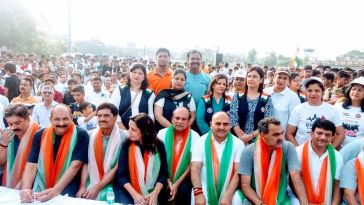 उत्साह के साथ जज्बा दौड में दौडे Muzaffarnagar शहर के गणमान्य लोग