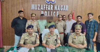 Muzaffarnagar News: शातिरों को 7 लाख की शराब सहित दबोचा