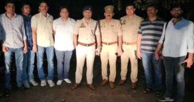 Mathura News: जन्माष्टमी की भीड़ के कारण डकैती में असफल, मुठभेड़-चार घायल