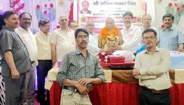 Muzaffarnagar: विदाई समारोह पर गायक कलाकरों ने श्रोताओं का मन मोहा