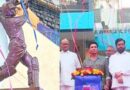 वानखेड़े स्टेडियम में लगी Sachin Tendulkar की आदम कद प्रतिमा