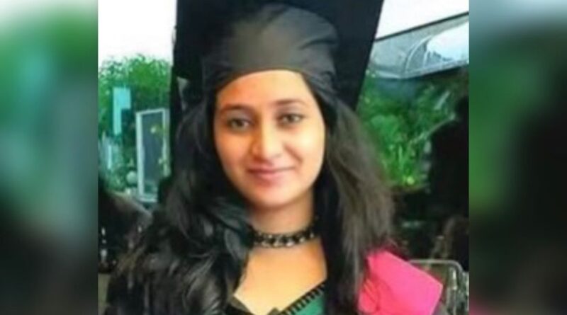 Kerala: दहेज के तौर पर डेढ़ किलो सोना और कई एकड़ जमीन की डिमांड डॉक्टर प्रेमिका ने किया सुसाइड Kerala: दहेज के तौर पर डेढ़ किलो सोना और कई एकड़ जमीन की डिमांड डॉक्टर प्रेमिका ने किया सुसाइड