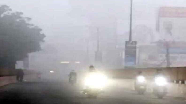 Muzaffarnagar:  शीतलहर से जीना हुआ दुश्वार, ठंड के चलते अवकाश घोषित