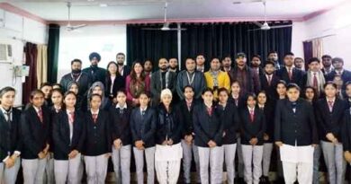 Muzaffarnagar: वैश्विक इक्विटी बाजार का डेटा आधारित विश्लेषण के उपलक्ष्य में व्याख्यान का आयोजन