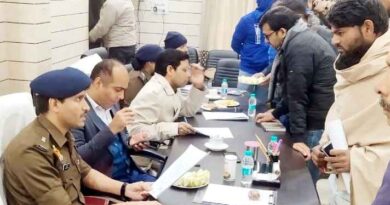 Muzaffarnagar सीडीओ एवं एडीएम ने सम्पूर्ण समाधान दिवस में सुनी समस्याएं