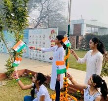 Muzaffarnagar माउंट लिट्रा ज़ी स्कूल में धूमधाम से मनाया गया गणतंत्र दिवस