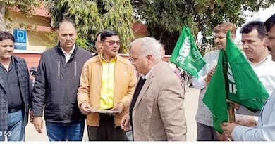 Muzaffarnagar News: बीज बदलाव हेतु एक मोटरसाईकिल रैली का किया शुभारम्भ