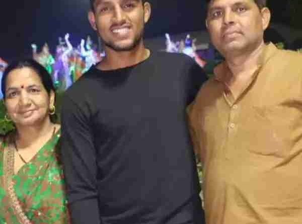 Dhruv Jurel (ध्रुव जुरेल)  ने बनाया इतिहास