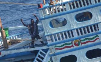 Indian Navy का एक हफ्ते के अंदर चौथा ऑपरेशन, 11 ईरानी और 8 पाक‍िस्‍तानी नागर‍िक बचाए